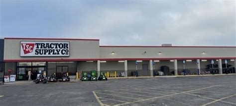 Tractor supply aransas pass - Applies to first qualifying Tractor Supply purchase made with your new TSC Store Card or TSC Visa Card within 30 days of account opening. Must be a Neighbor’s Club member to qualify. You will receive $20 in Rewards if your first qualifying purchase is between $20 -$199.99 or $50 in Rewards if your first qualifying …